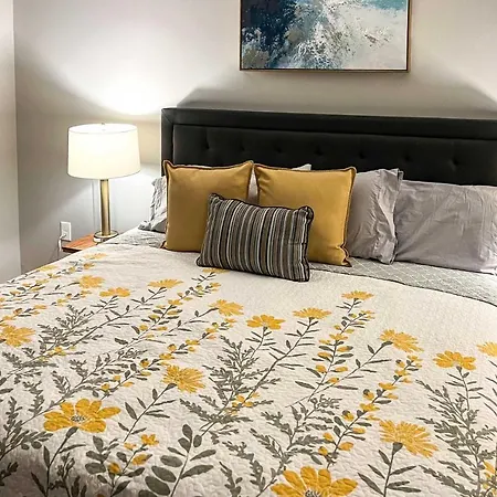 Scenic Ocean City Condo With Balcony, Steps To Beach